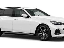 Vit Ny 2026 BMW 520 Kombi | 692 300 kr