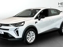 Vit Ny 2024 Renault Captur Evolution SUV | 234 900 kr (Bra pris)