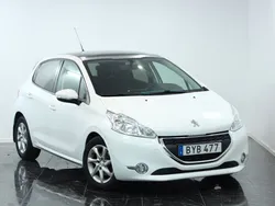 Vit Begagnad 2014 Peugeot 208 Halvkombi | 89 900 kr (Lite dyr)