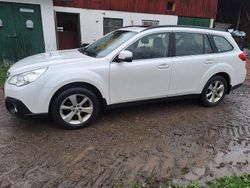 Vit Begagnad 2014 Subaru Outback Kombi | 110 000 kr (Dyr)