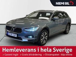 Grå Begagnad 2023 Volvo V90 CC Kombi | 419 900 kr (Marknadspris)