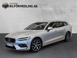 Silver Begagnad 2018 Volvo V60 Momentum Kombi | 199 800 kr (Marknadspris)