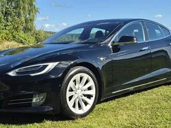 Begagnad 2018 Tesla Model S Sedan | 245 000 kr