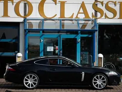 Svart Begagnad 2007 Jaguar XKR Sportkupé | 215 000 kr