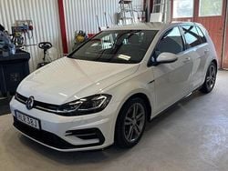 Vit Begagnad 2020 VW Golf VII GT Halvkombi | 180 000 kr (Marknadspris)