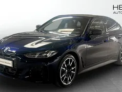 Blå (blue) Begagnad 2025 BMW i4 Comfort Edition Sedan | 668 700 kr (Marknadspris)