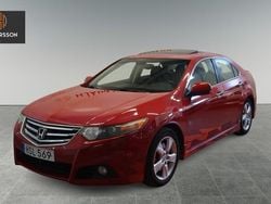 Röd Begagnad 2009 Honda Accord Executive Sedan | 64 500 kr (Lite dyr)
