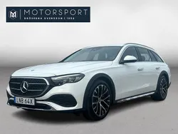 Vit Begagnad 2024 Mercedes E300 Avantgarde Kombi | 679 900 kr (Marknadspris)