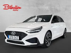 Vit Begagnad 2023 Hyundai i30 N Line Kombi | 269 000 kr (Marknadspris)
