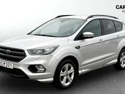 Ljusgrå (grey) Begagnad 2018 Ford Kuga ST-Line SUV | 179 900 kr (Marknadspris)