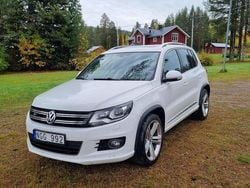 Vit Begagnad 2013 VW Tiguan Sportline SUV | 116 000 kr (Marknadspris)