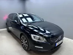 Svart Begagnad 2018 Volvo V60 Kinetic Kombi | 144 900 kr (Lite dyr)