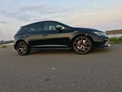Svart Begagnad 2018 Cupra Leon Halvkombi | 310 000 kr (Dyr)