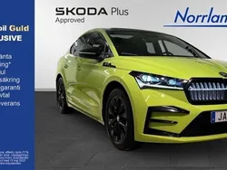 Ljusgrön (mamba green) Begagnad 2023 Skoda Enyaq iV RS SUV | 529 000 kr