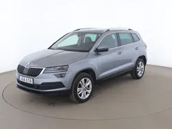 Grå Begagnad 2019 Skoda Karoq Style SUV | 240 000 kr (Marknadspris)