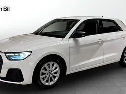 Vit Begagnad 2022 Audi A1 Sportback Proline Halvkombi | 209 000 kr (Marknadspris)