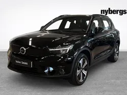 Svart Begagnad 2023 Volvo XC40 Core SUV | 375 000 kr