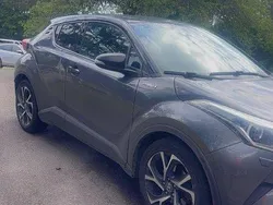 Grå Begagnad 2018 Toyota C-HR Style SUV | 160 000 kr (Marknadspris)