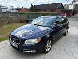 Blå Begagnad 2010 Volvo V70 Momentum Kombi | 71 900 kr (Marknadspris)