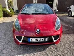 Röd Begagnad 2011 Renault Wind Sportkupé | 80 000 kr