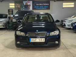Mörkblå Begagnad 2008 BMW 330 Sedan | 89 900 kr (Superpris)