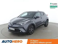 Mörkgrå Begagnad 2016 Toyota C-HR Executive SUV | 199 000 kr (Marknadspris)