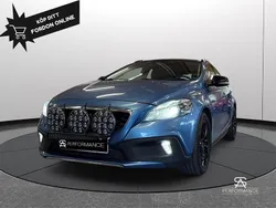 Blå Begagnad 2014 Volvo V40 CC Momentum Kombi | 119 000 kr (Marknadspris)