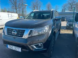 Svart metallic Begagnad 2020 Nissan Navara Tekna Pickup | 349 000 kr (Lite dyr)