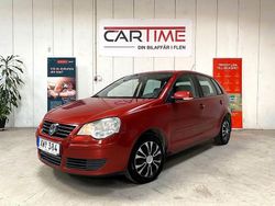 Ljusröd Begagnad 2006 VW Polo Comfortline Halvkombi | 21 900 kr (Marknadspris)