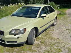Grön Begagnad 2004 Volvo S40 Sedan | 23 400 kr (Dyr)