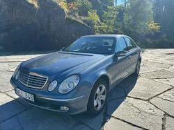 Blå Begagnad 2005 Mercedes E200 Sedan | 89 500 kr (Lite dyr)