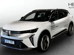Vit Begagnad 2024 Renault Scénic Iconic Minibuss | 519 000 kr (Marknadspris)