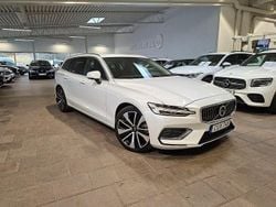 Vit Begagnad 2022 Volvo V60 Inscription Kombi | 399 800 kr (Marknadspris)