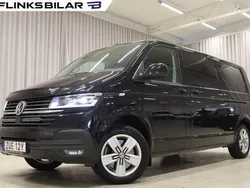 Svart (deep black pärleffekt) Begagnad 2022 VW T6.1 Van | 454 900 kr (Bra pris)