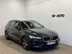 Mörkgrå Begagnad 2019 Volvo V60 R-Design Kombi | 279 900 kr (Marknadspris)