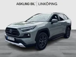 Grön Begagnad 2023 Toyota RAV4 Hybrid SUV | 434 000 kr (Lite dyr)