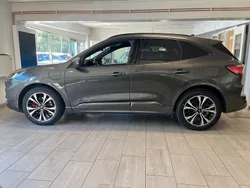 Grå Begagnad 2020 Ford Kuga ST-Line SUV | 275 000 kr (Dyr)