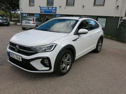 Vit Begagnad 2023 VW Taigo R-line SUV | 229 900 kr (Marknadspris)