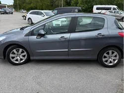 Grå Begagnad 2011 Peugeot 308 Halvkombi | 49 500 kr (Marknadspris)