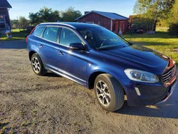 Blå Begagnad 2015 Volvo XC60 Ocean Race SUV | 125 000 kr (Marknadspris)
