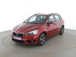 Röd Begagnad 2014 BMW 218 Active Tourer Sport Line Minibuss | 131 000 kr (Marknadspris)