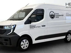 Vit (white) Ny 2024 Renault Master Van | 799 875 kr