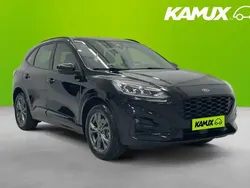 Svart Begagnad 2021 Ford Kuga SUV | 214 600 kr (Marknadspris)