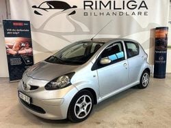 Silver Begagnad 2007 Toyota Aygo Halvkombi | 44 900 kr (Marknadspris)