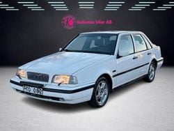 Vit Begagnad 1996 Volvo 460 Sedan | 24 900 kr