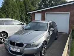 Grå Begagnad 2010 BMW 320 Kombi | 40 000 kr (Bra pris)