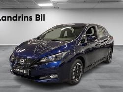 Mörkblå (blå) Begagnad 2022 Nissan Leaf Acenta Halvkombi | 189 000 kr (Marknadspris)