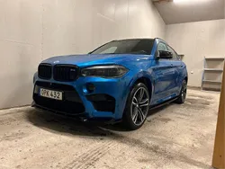 Blå Begagnad 2015 BMW X6 M SUV | 435 000 kr