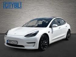 Vit Begagnad 2020 Tesla Model 3 Performance Sedan | 299 900 kr (Marknadspris)