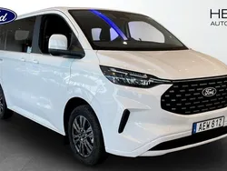 Vit (white) Ny 2025 Ford Tourneo Van | 671 125 kr (Marknadspris)